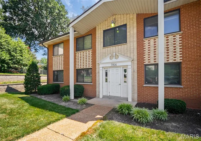 7814-sunray-ln-1-crestwood-mo-63123/hzid_61251804