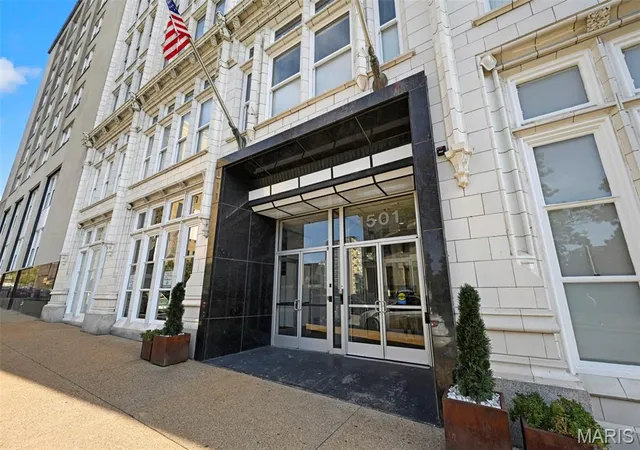 1501-locust-st-306-saint-louis-mo-63103/hzid_26f60768