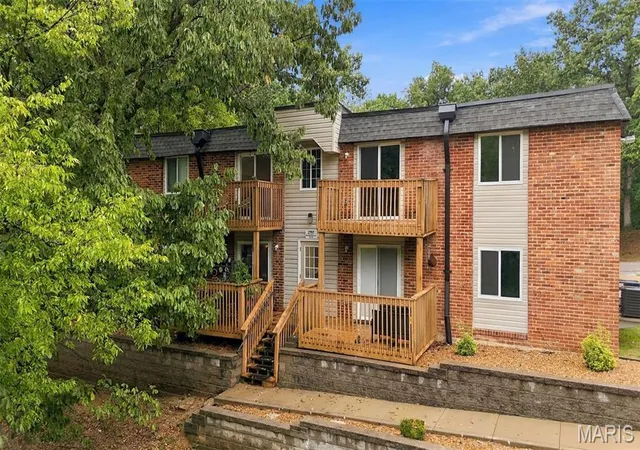 2797-blackforest-dr-d-saint-louis-mo-63129/hzid_65a5638a