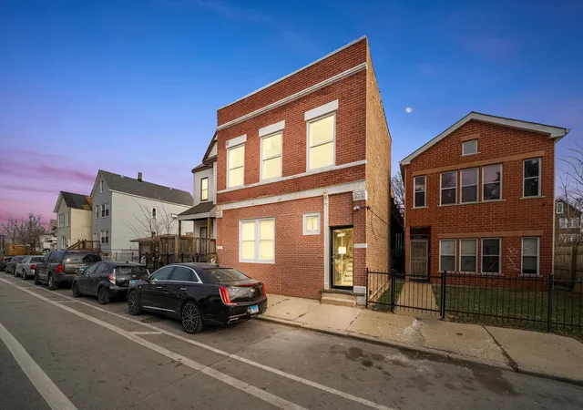 5029-s-racine-ave-chicago-il-60609/hzid_f819d019