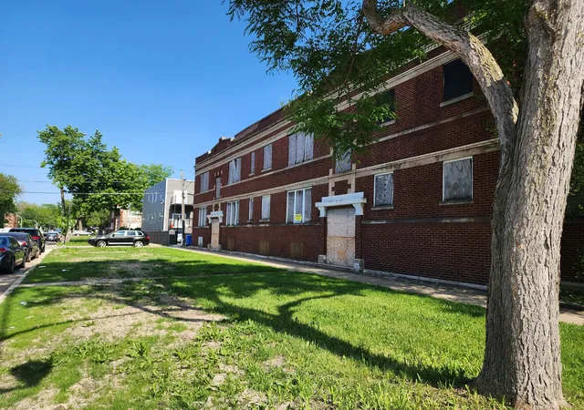 4921-w-maypole-ave-chicago-il-60644/hzid_bc23dfd4