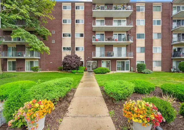 2900-maple-ave-4a-downers-grove-il-60515/hzid_9f045733