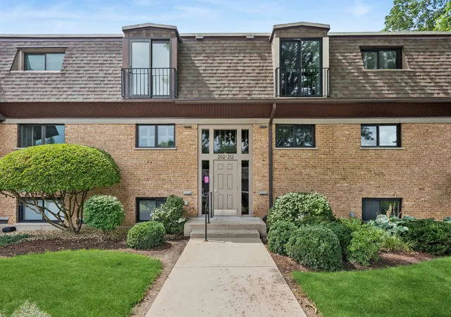 202-kenston-ct-202-geneva-il-60134/hzid_65da8ba1