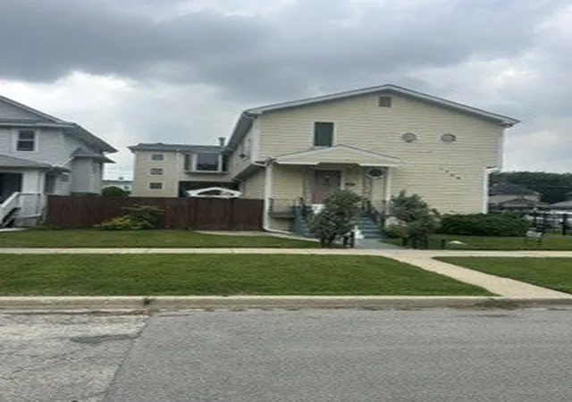 1700-s-7th-avenue-maywood-il-60153/hzid_78f5a25a