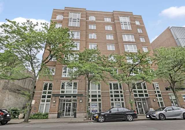 811-chicago-ave-308-evanston-il-60202/hzid_c4dc013c