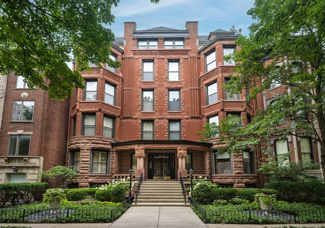 1510-n-dearborn-pkwy-102-chicago-il-60610/hzid_a58e88d2