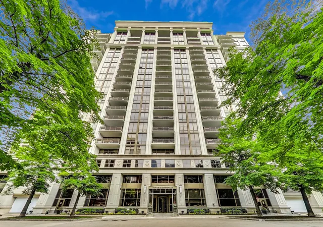 1335-s-prairie-ave-1702-chicago-il-60605/hzid_0e4fea7b
