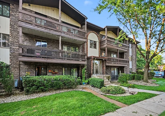 14023-gail-ln-408-crestwood-il-60418/hzid_95035cc6