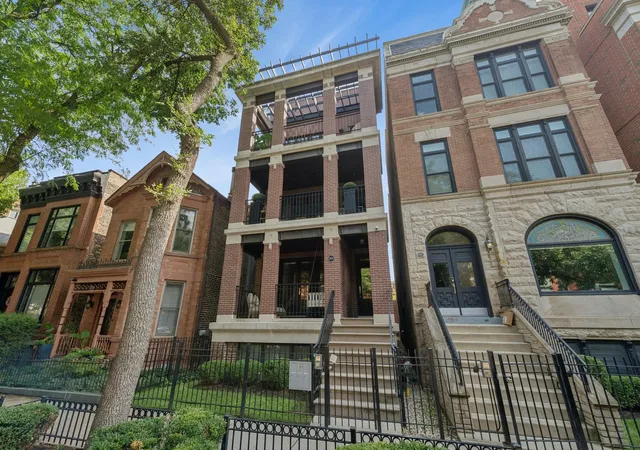 1909-n-bissell-st-2-chicago-il-60614/hzid_d7e6e08d