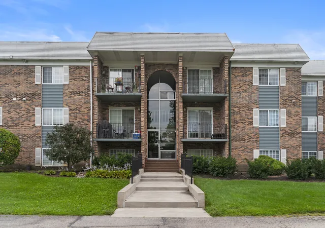 1617-n-windsor-dr-208-arlington-heights-il-60004/hzid_434a7cdf