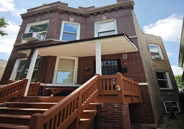 1634-n-kildare-ave-chicago-il-60639/hzid_c35cb164