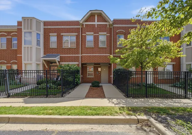 6710-s-keating-ave-203-chicago-il-60629/hzid_4ffdd4fa