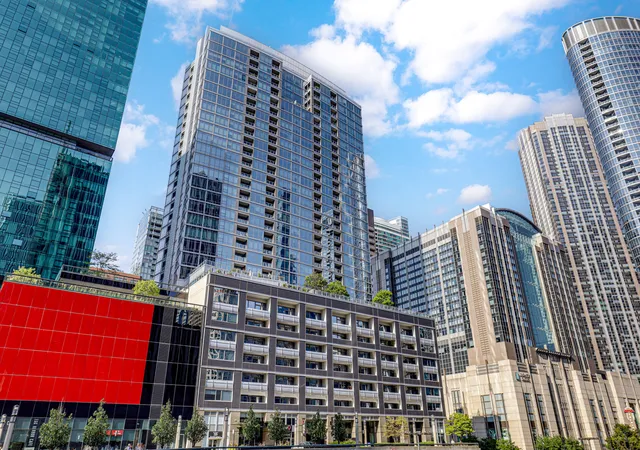 240-e-illinois-st-1102-chicago-il-60611/hzid_858a9970