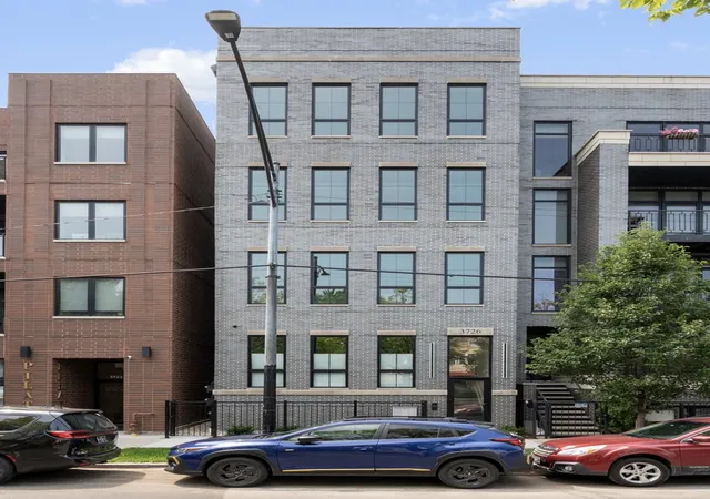 3726-n-ashland-ave-chicago-il-60613/hzid_663c4003