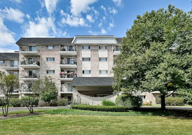 1000-s-lorraine-rd-212-wheaton-il-60189/hzid_b36d9273