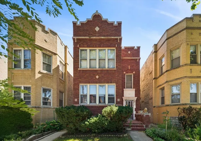 5723-n-artesian-ave-chicago-il-60659/hzid_fb1a194e
