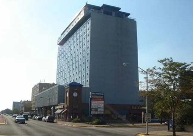 7234-w-north-ave-711-elmwood-park-il-60707/hzid_81de5ea8