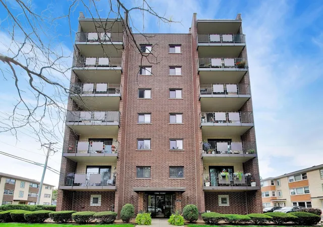 1491-ashland-ave-7nw-des-plaines-il-60016/hzid_78dd2c2f
