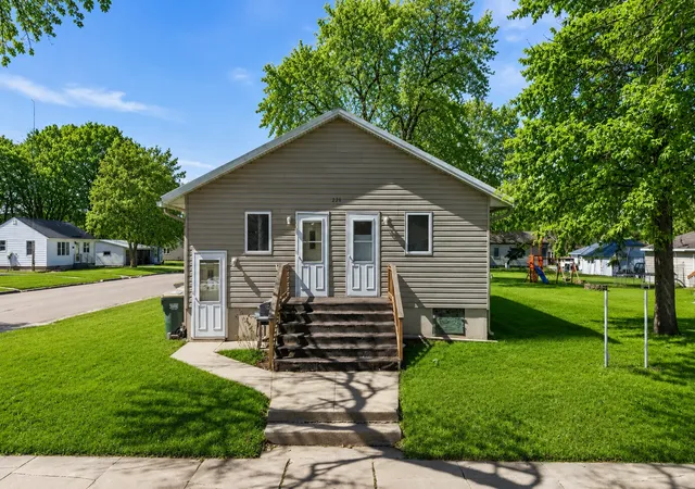 226-3rd-avenue-s-brownton-mn-55312/hzid_8787ff22