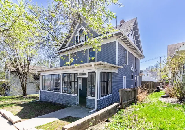 794-case-ave-saint-paul-mn-55106/hzid_4a57ce12