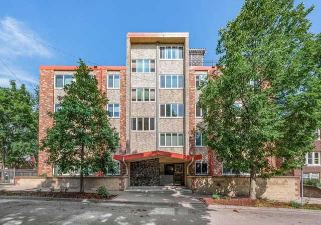 1901-emerson-ave-s-303-minneapolis-mn-55403/hzid_99e30a14