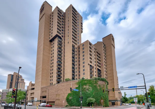 20-2nd-st-ne-p2704-minneapolis-mn-55413/hzid_322080b0