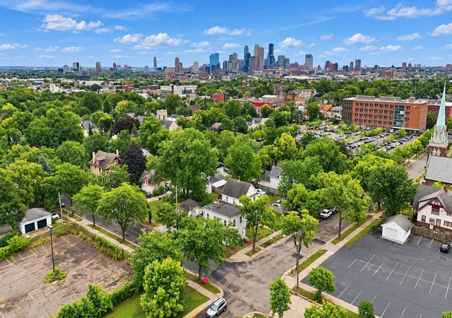 2226-girard-ave-n-minneapolis-mn-55411/hzid_aefd10a6