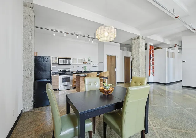 350-saint-peter-st-508-saint-paul-mn-55102/hzid_d48f8a2b