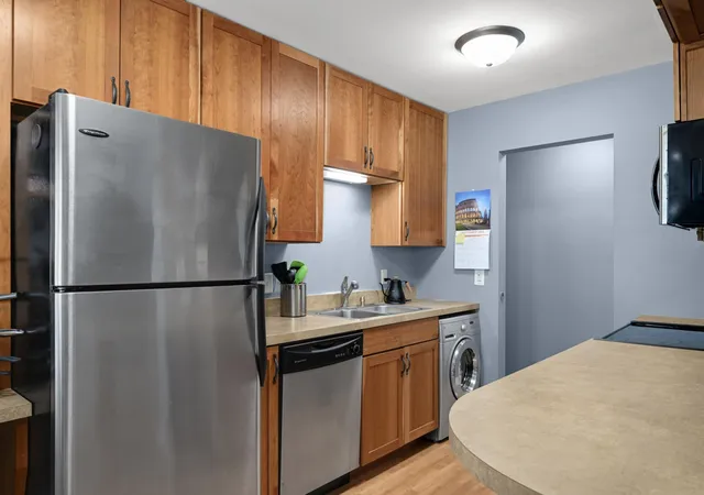 240-wentworth-ave-w-302-saint-paul-mn-55118/hzid_21ea2a28