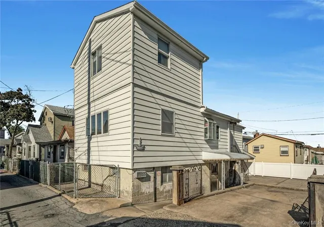 65c-edgewater-park-c-new-york-ny-10465/hzid_4d013402
