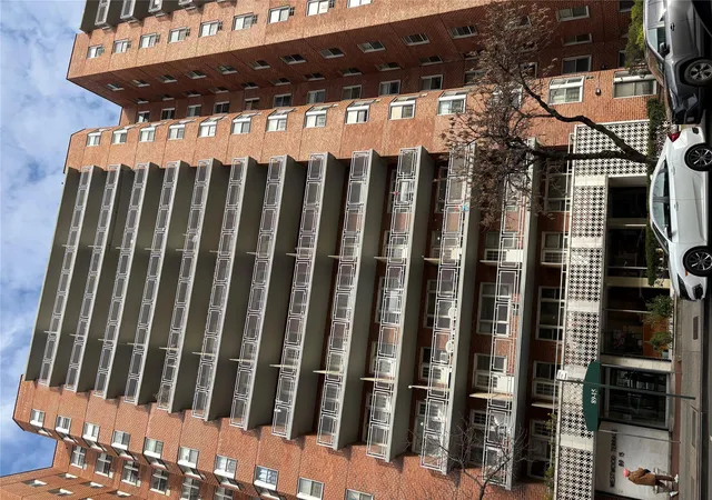 89-15-parsons-blvd-11g-new-york-ny-11432/hzid_785c24dc