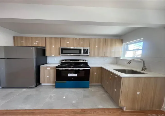 718-rosedale-ave-bronx-ny-10473/hzid_79e23e7c