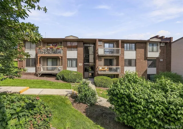 206-country-clb-ln-haverstraw-ny-10970/hzid_649c2af0