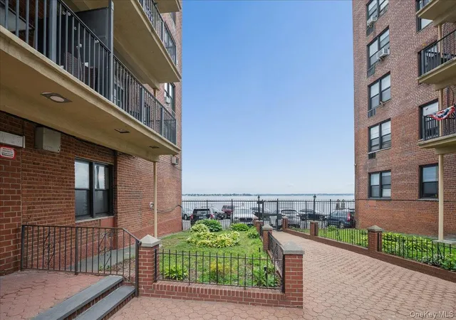 1130-stadium-ave-1j-new-york-ny-10465/hzid_a4b522e1