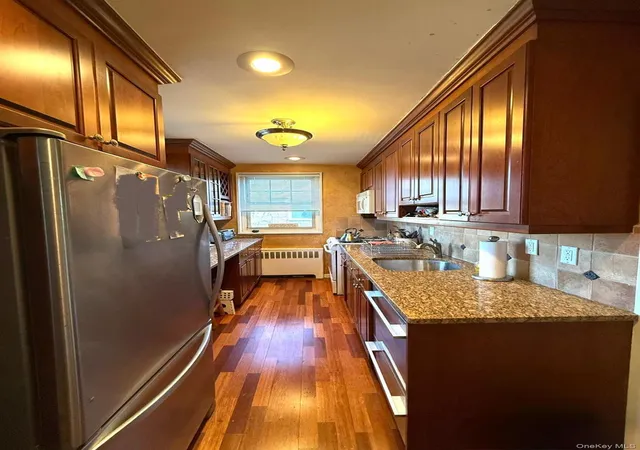 25104-63rd-avenue-4-1288-new-york-ny-11362/hzid_1f6aa802