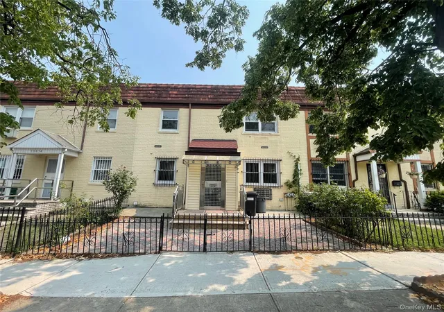 108-52-63rd-road-new-york-ny-11375/hzid_62bef98f