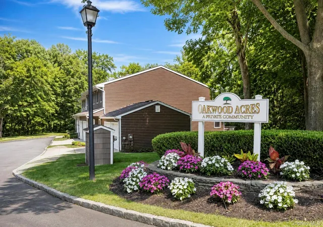 2-pine-st-huntington-ny-11743/hzid_b8aa3f3d