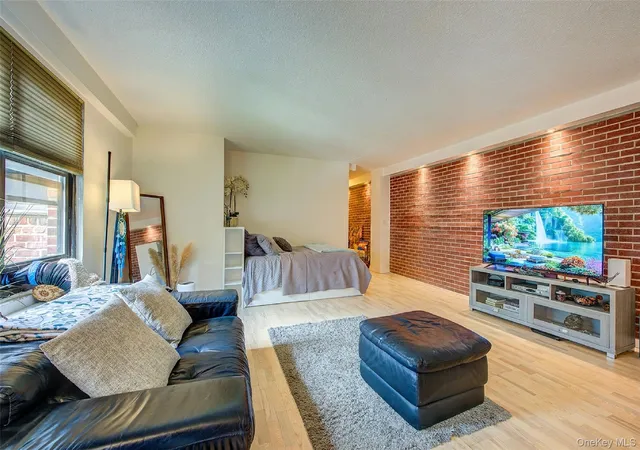 161-pearsall-dr-3f-mount-vernon-ny-10552/hzid_738adcbe