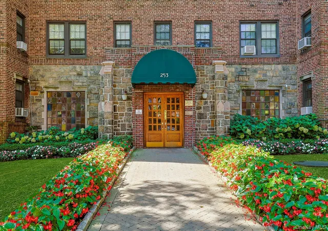 253-garth-rd-3e-eastchester-ny-10583/hzid_d19e0090