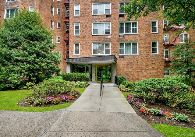 110-dehaven-dr-416-yonkers-ny-10703/hzid_30754f1e