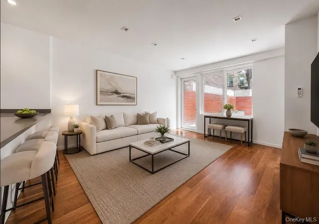 311-hart-st-1b-new-york-ny-11206/hzid_1845573d