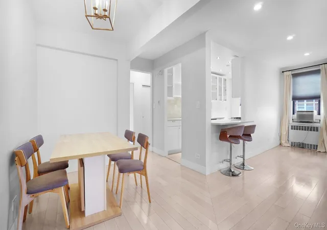 66-15-wetherole-st-e4-new-york-ny-11374/hzid_a76f4054