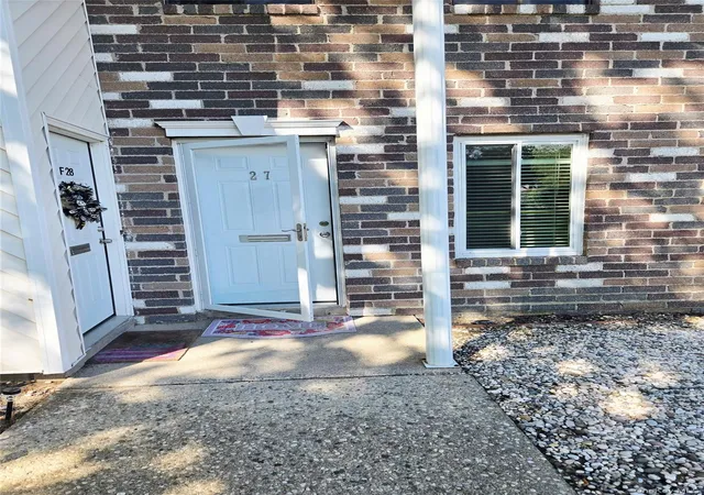 27-fargo-ct-27-brookhaven-ny-11727/hzid_f0ad7a88