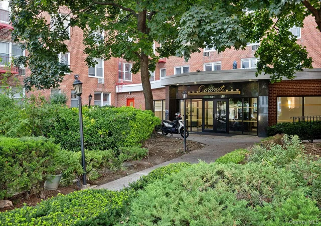 63-11-queens-blvd-d3-new-york-ny-11377/hzid_824612e9