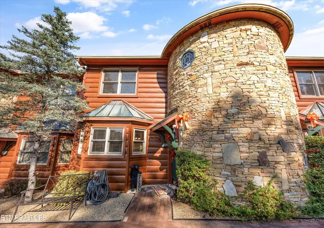 2044-hickory-ridge-way-3334-sevierville-tn-37862/hzid_dda05018