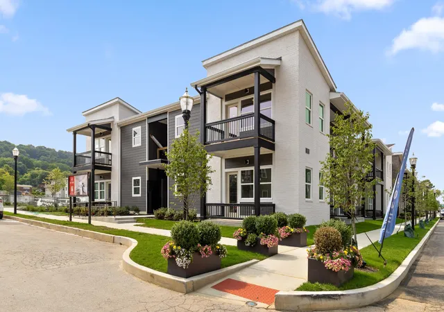 1792-s-watkins-street-305-chattanooga-tn-37404/hzid_c0458759