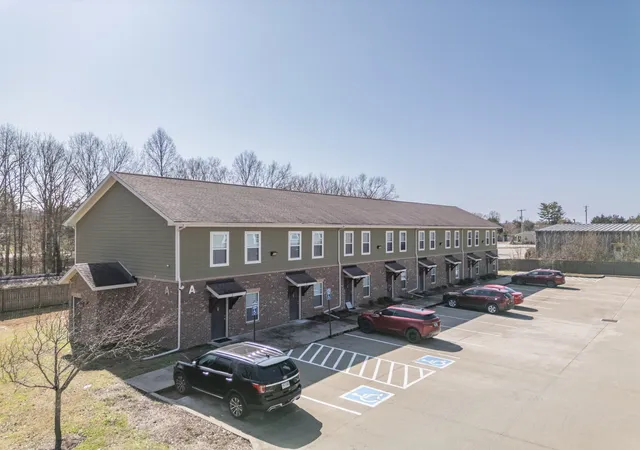 156-silver-st-tullahoma-tn-37388/hzid_1966fdda