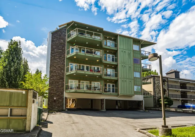 513-mccarter-rd-gatlinburg-tn-37738/hzid_a8376c31