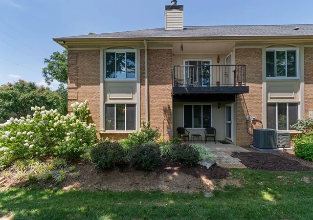 4487-post-pl-158-nashville-tn-37205/hzid_7d633b65