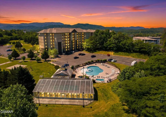 124-plaza-dr-3205-pigeon-forge-tn-37863/hzid_5c50acbb